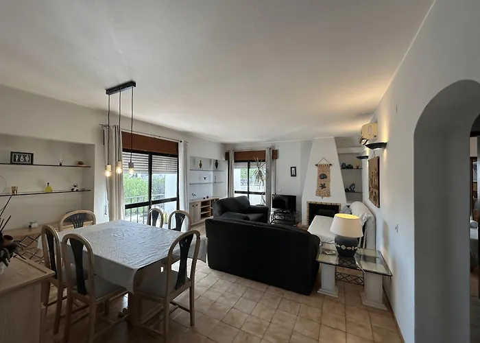 Apartamento A11 - 800m Da *